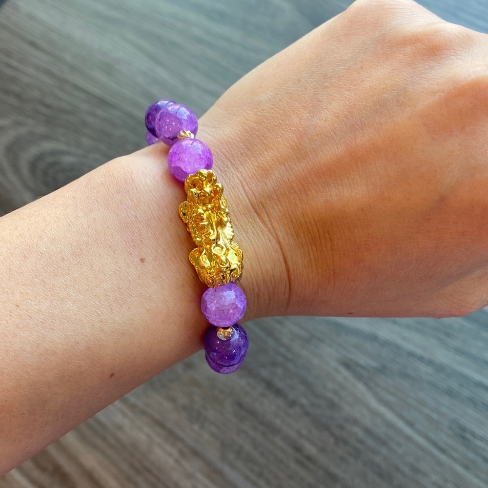 Purple Glass Beads Wealth Bracelet with Pixiu Pendent - Picture 2 of 6
